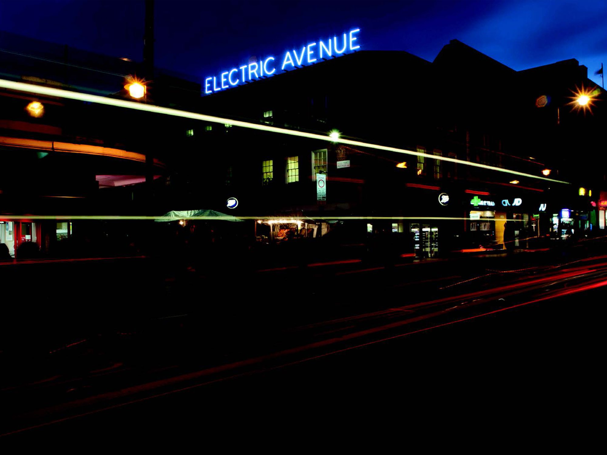 Electric Avenue ← Gort Scott ← Polimekanos